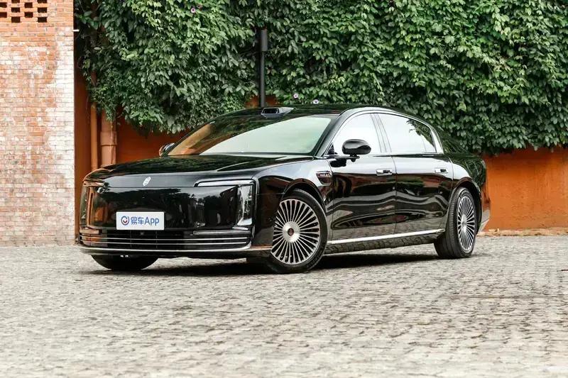 尊界S800上市67天大定突破100台售价708万元起(图2)