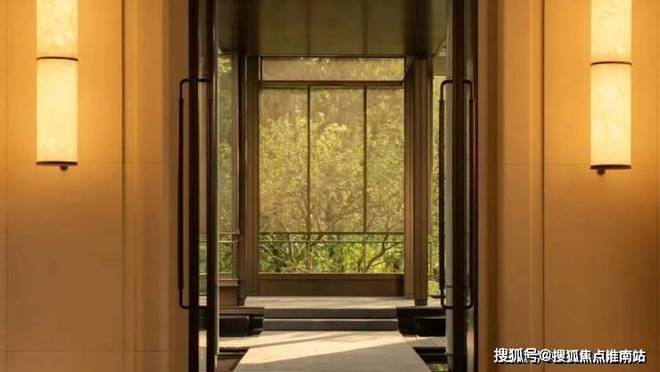 Ai网易官方聚焦丨海威安铂中心官方售楼处发布：探索奢境新房标杆(图26)